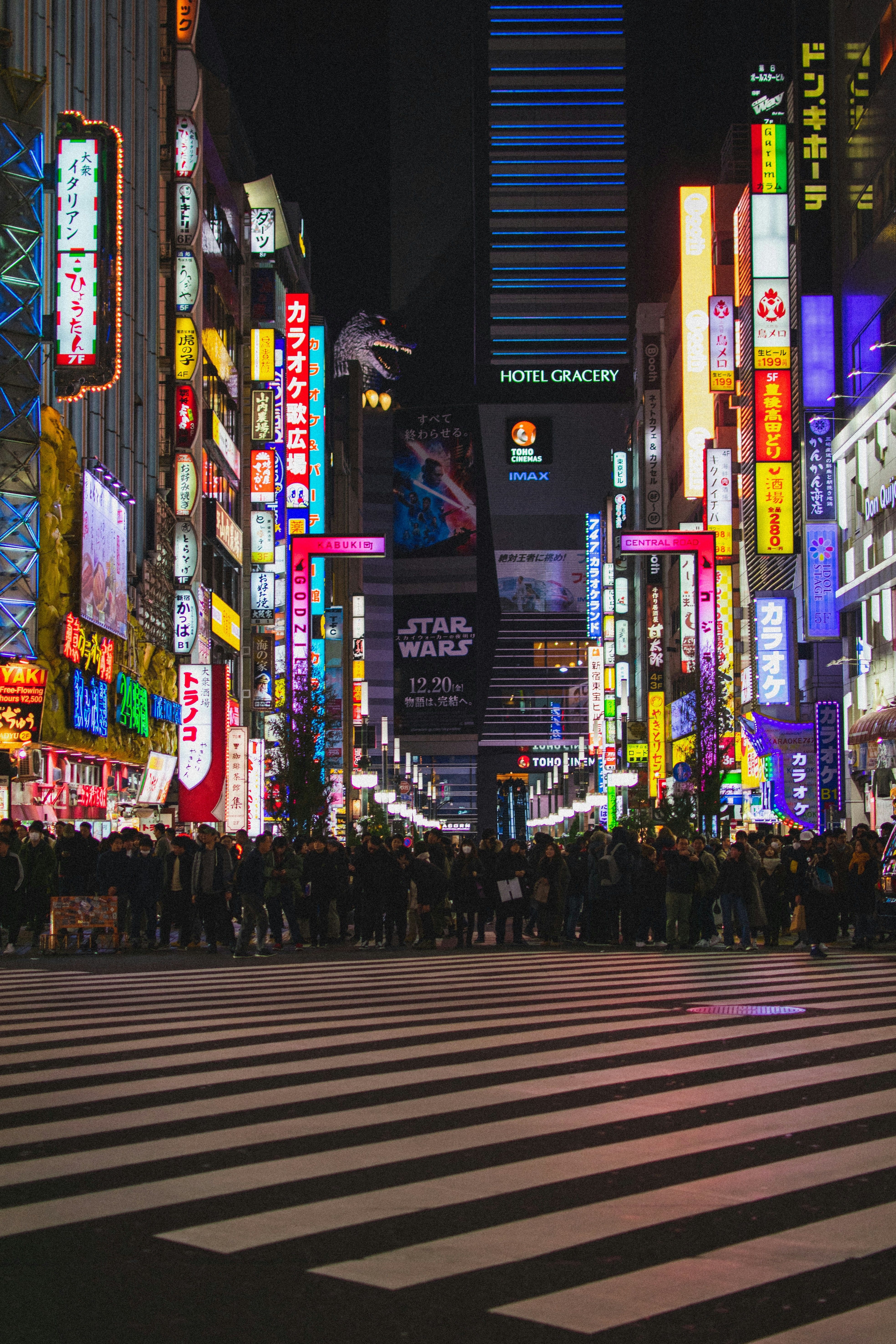 Breaking Language Barriers: How AI Can Translate Without Examples