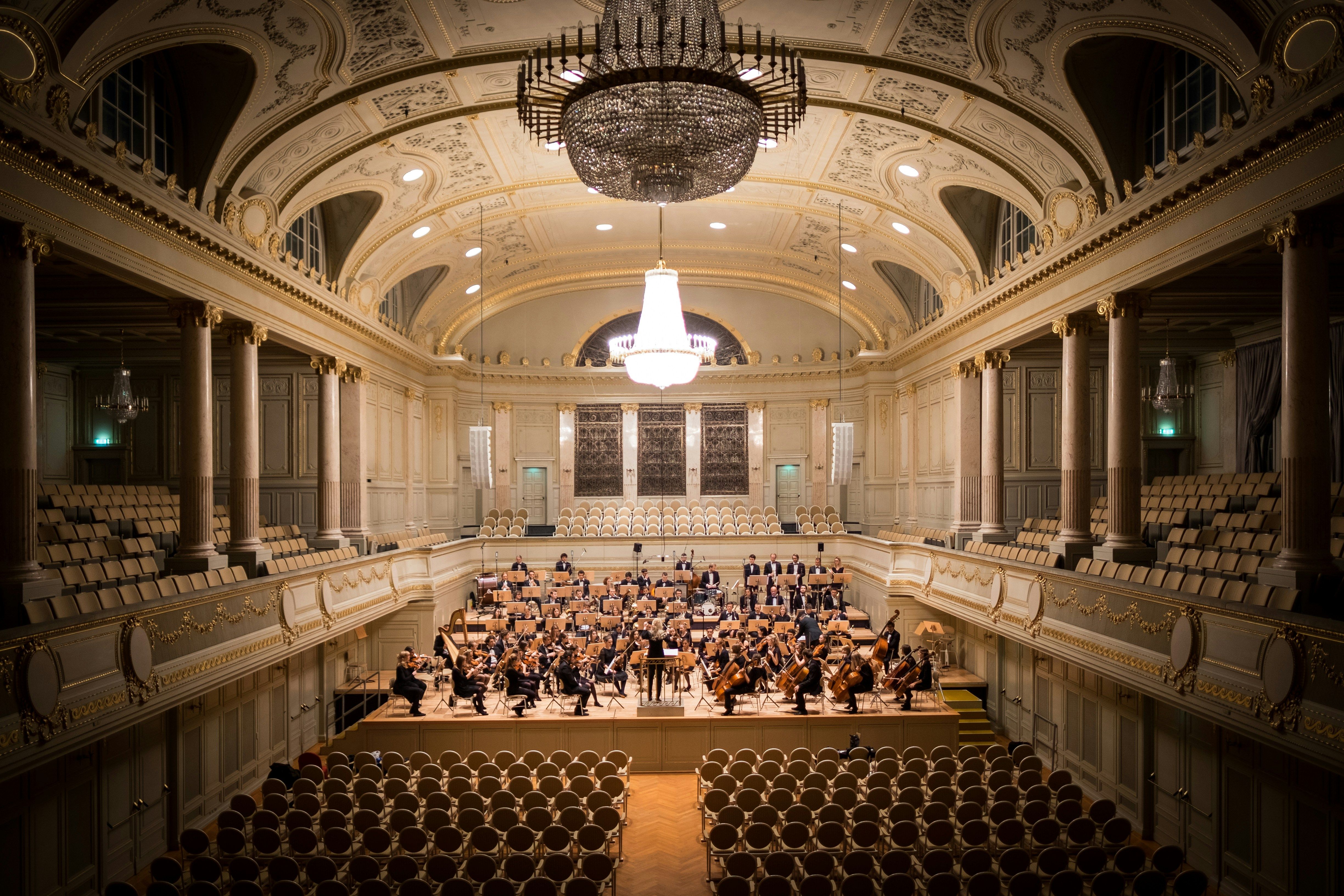 Intelligent Composability: Building AI Systems Like Orchestra, Not Soloists